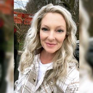 Meet your Posher, Cari